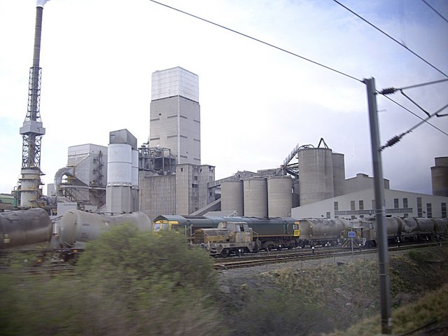 Dunbar Cement Works - geograph.org.uk - 1236873