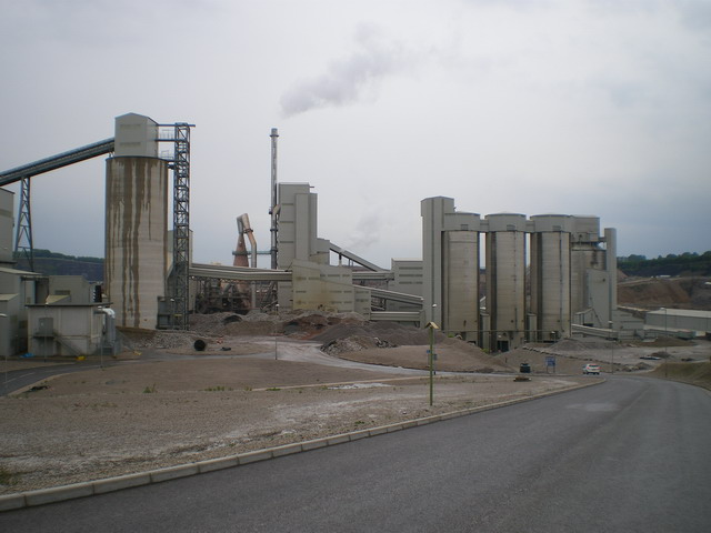 Tarmac's Tunstead Cement Plant - geograph.org.uk - 1360932