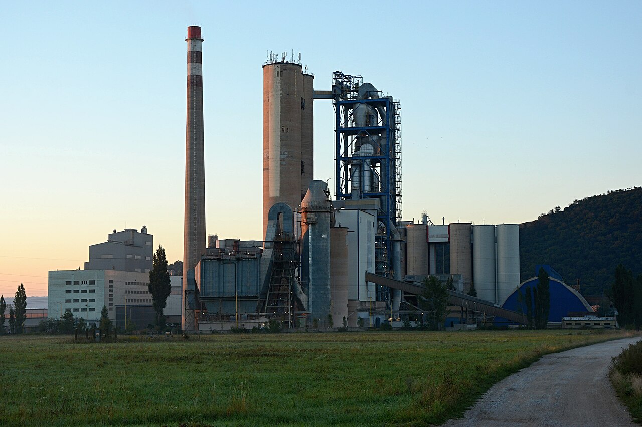 20200909 cementárna Turna nad Bodvou